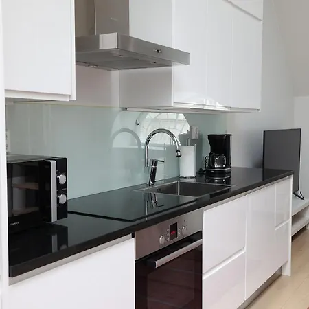דירה 2ndhomes Stunning 35m2 Studio Penthouse With Sauna & Balcony