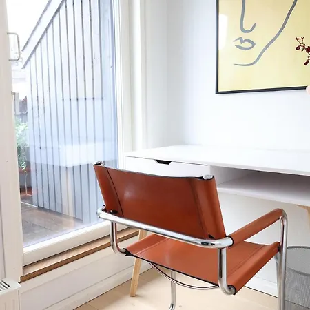דירה 2ndhomes Stunning 35m2 Studio Penthouse With Sauna & Balcony הלסינקי