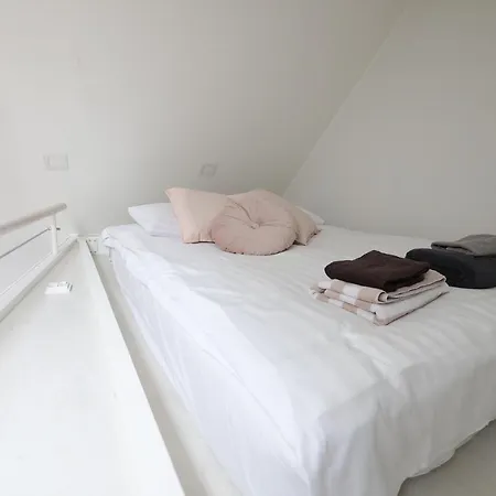 דירה 2ndhomes Stunning 35m2 Studio Penthouse With Sauna & Balcony